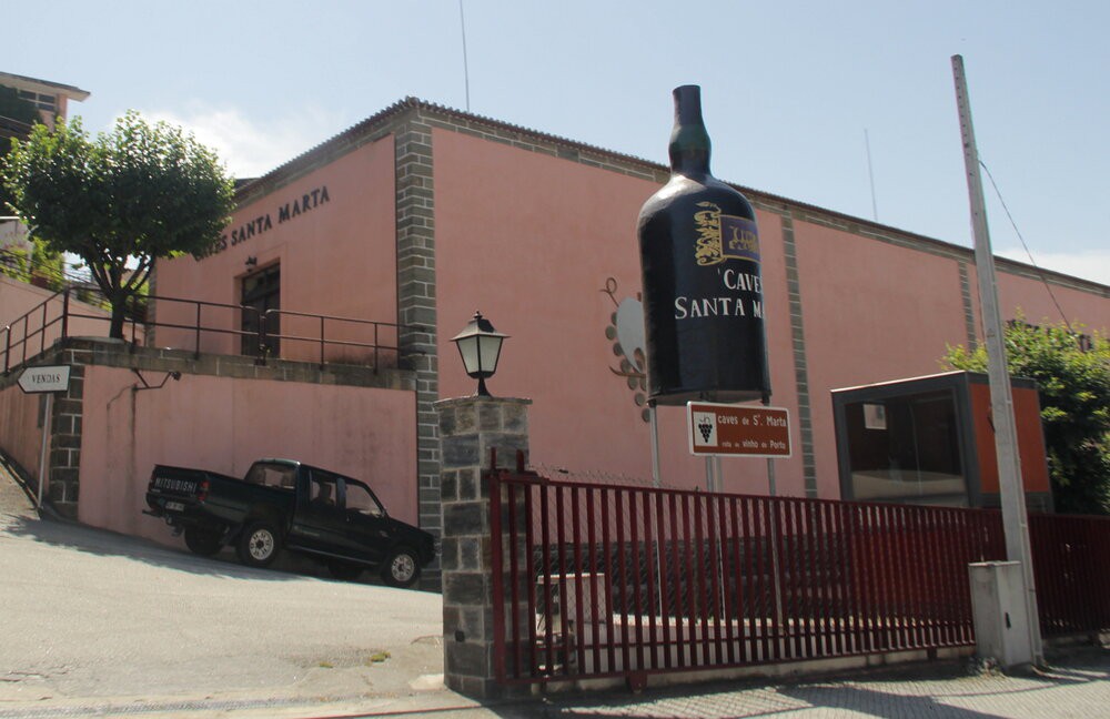 Santa Marta Store ajuda a escoar vinho e mitigar crise no Douro