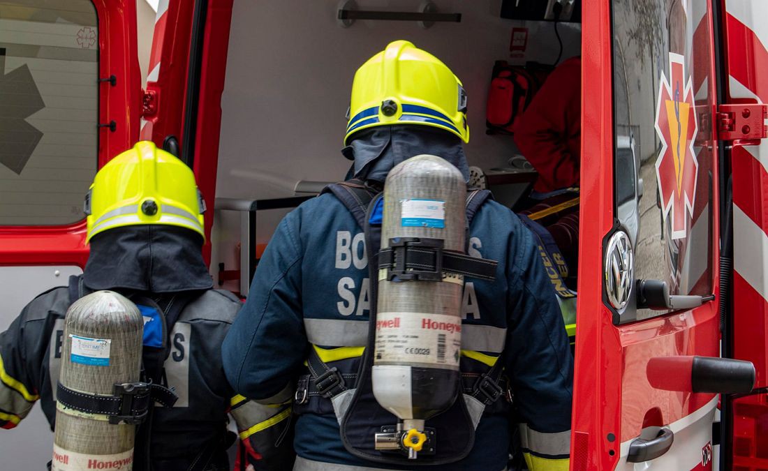 Três famílias desalojadas em incêndio urbano em Sabrosa