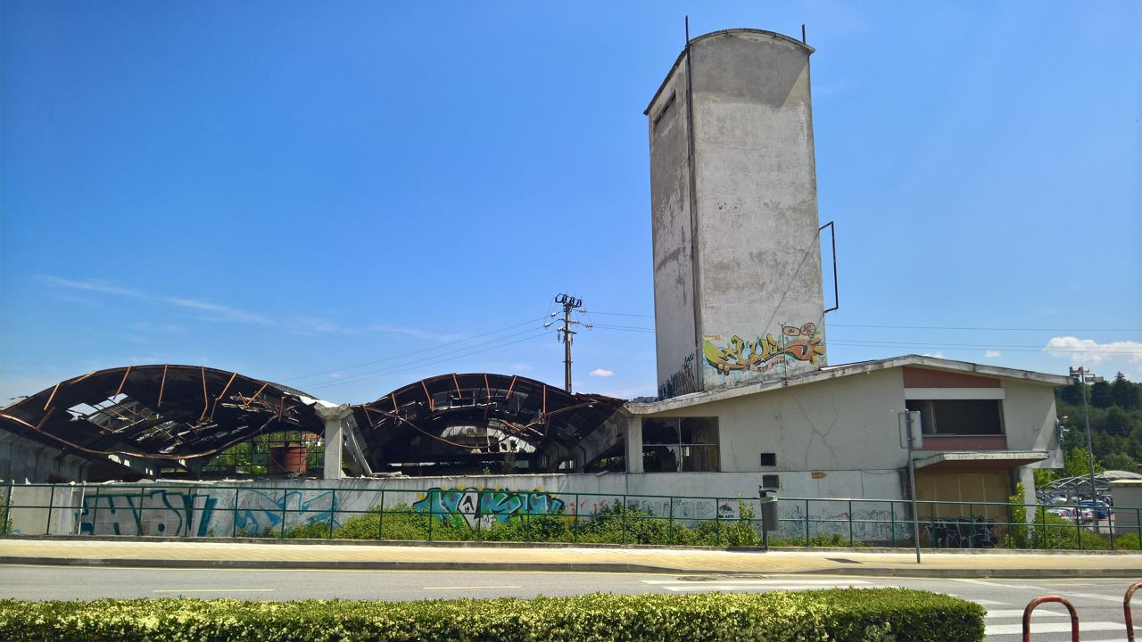 BE quer esclarecimentos sobre demolição da panificadora de Nadir