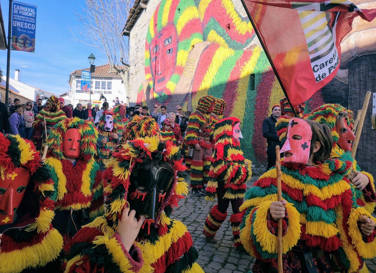 Caretos festejam primeiro entrudo como Património da Humanidade