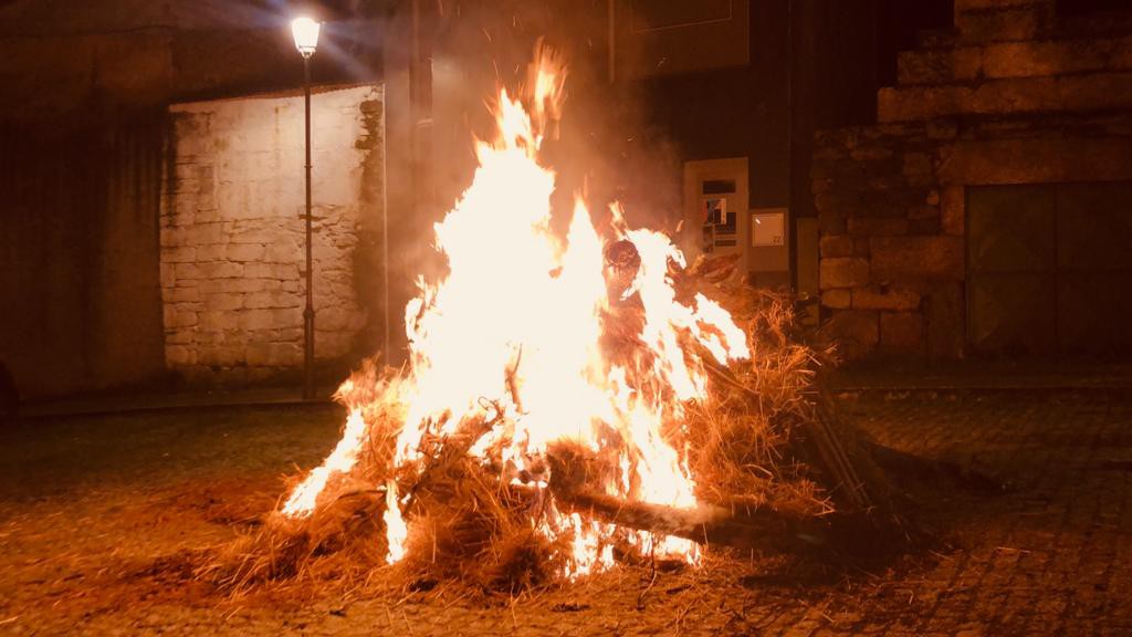 O Regresso da Fogueira de Natal