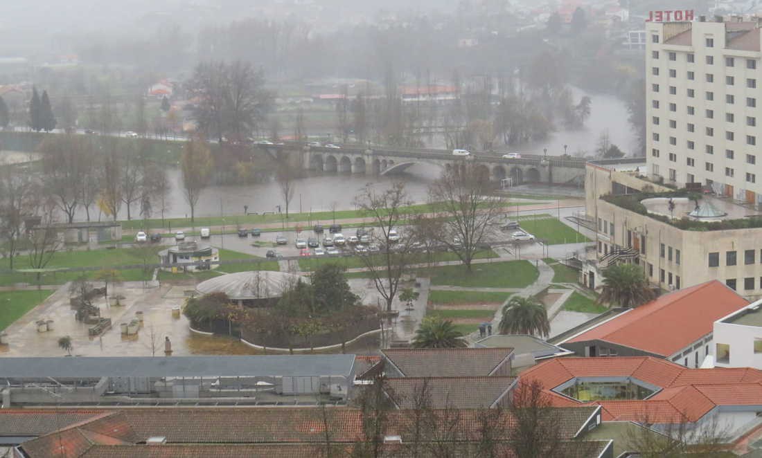 “Dezenas de casas” afetadas em Chaves