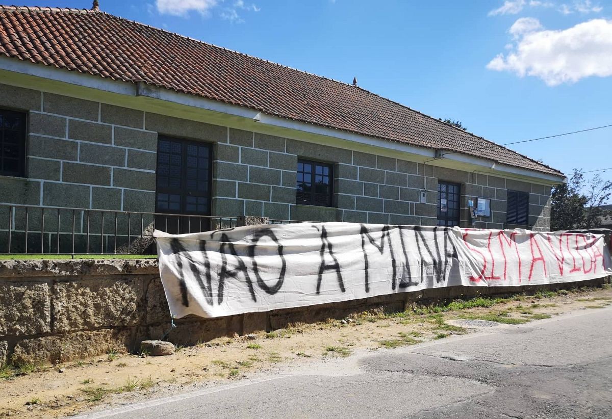 Aldeia de Cortiço associa-se ao protesto contra a mina de lítio