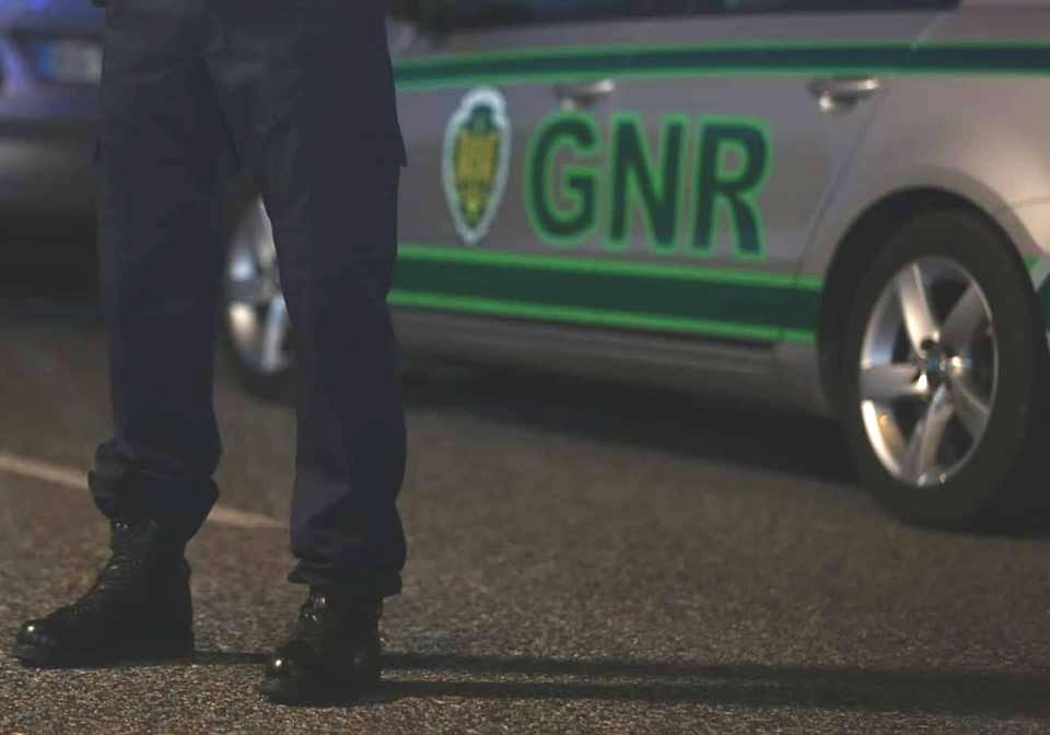 GNR investiga morte de homem vítima de atropelamento seguido de fuga