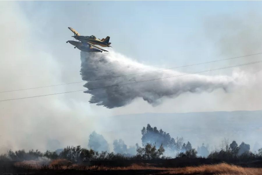 Cinco meios aéreos no combate ao fogo em Murça e Vila Pouca de Aguiar