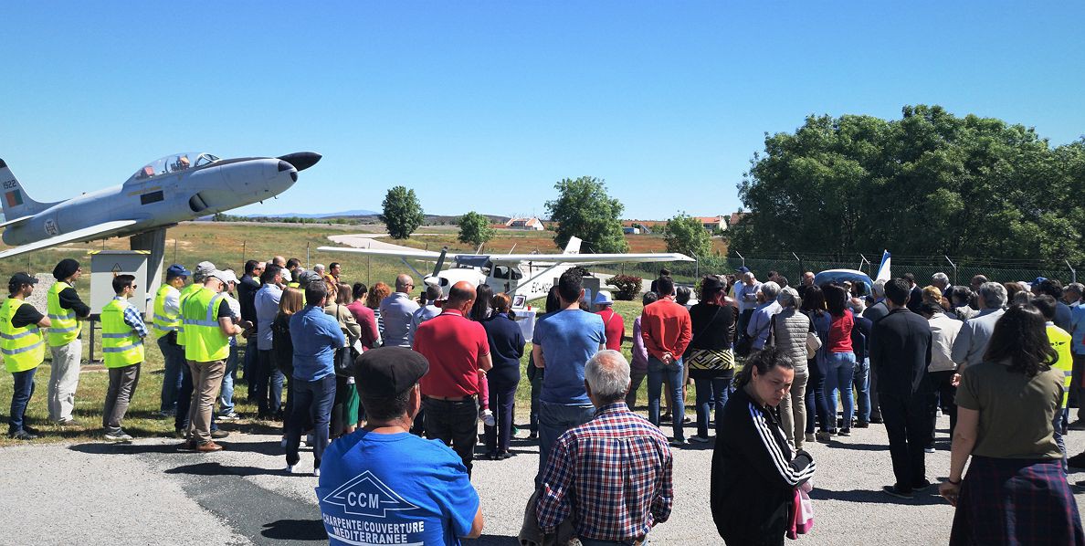 Aeroclube de Bragança homenageia os dois pilotos falecidos