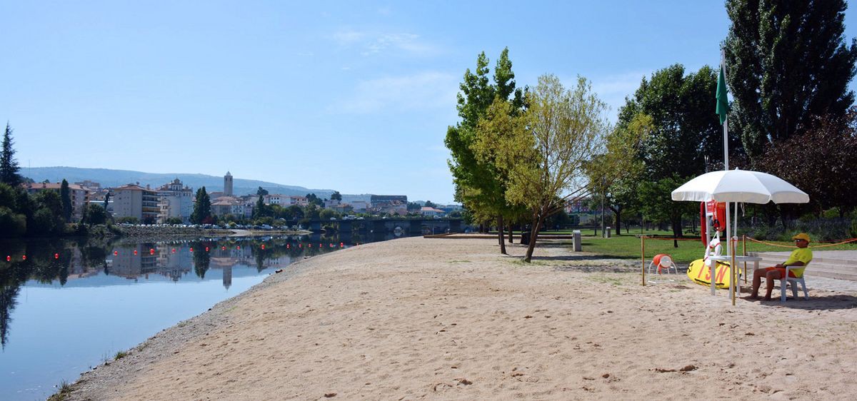 A praia fluvial Dr. José Gama é bandeira azul pela primeira vez