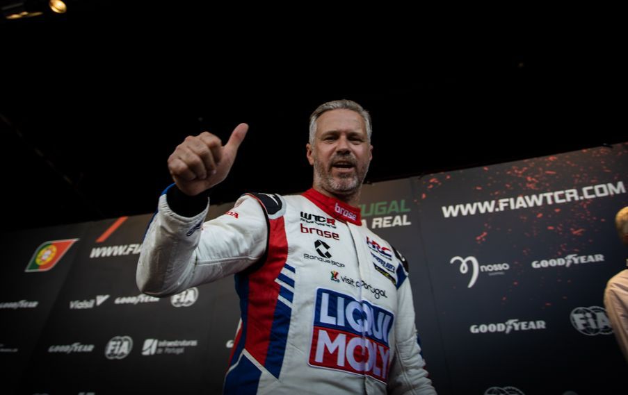 Tiago Monteiro espera que em 2023 haja “mais” corridas em Vila Real