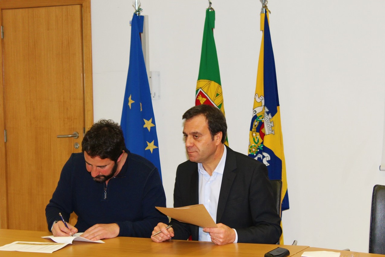 Juntas e uniões de freguesia recebem quase dois milhões de euros