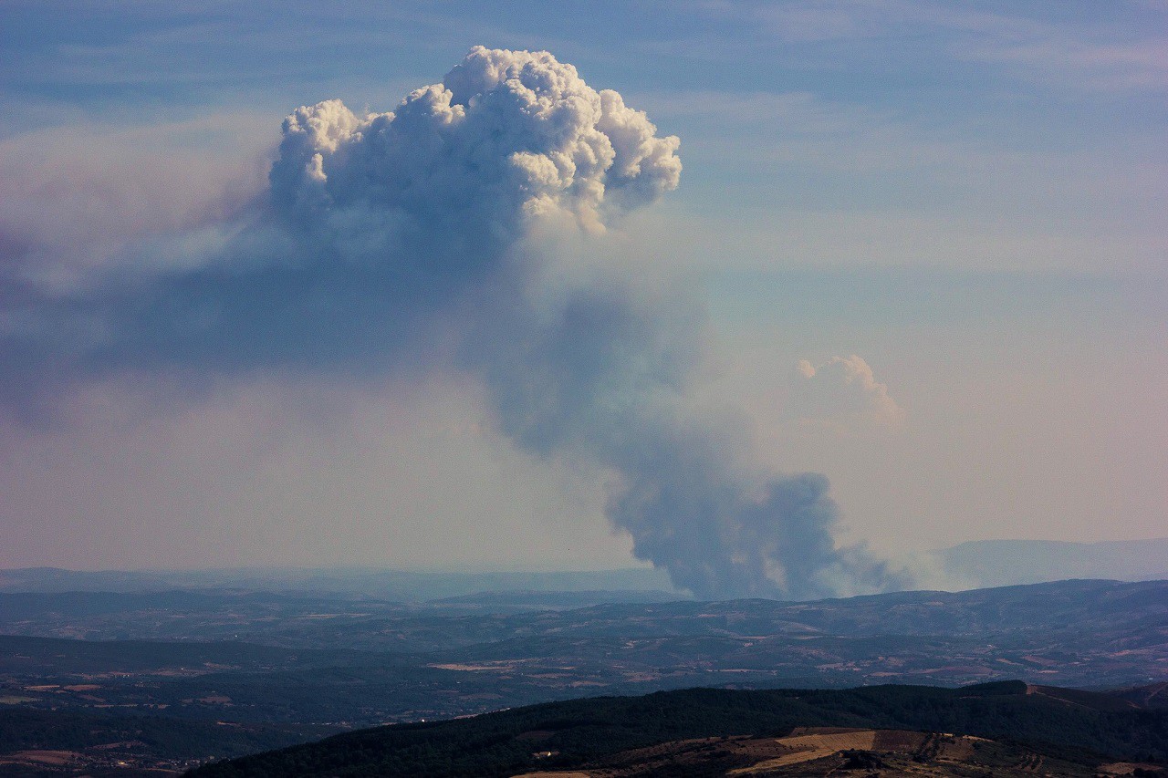 Incêndio em Alfândega da Fé extinto esta madrugada