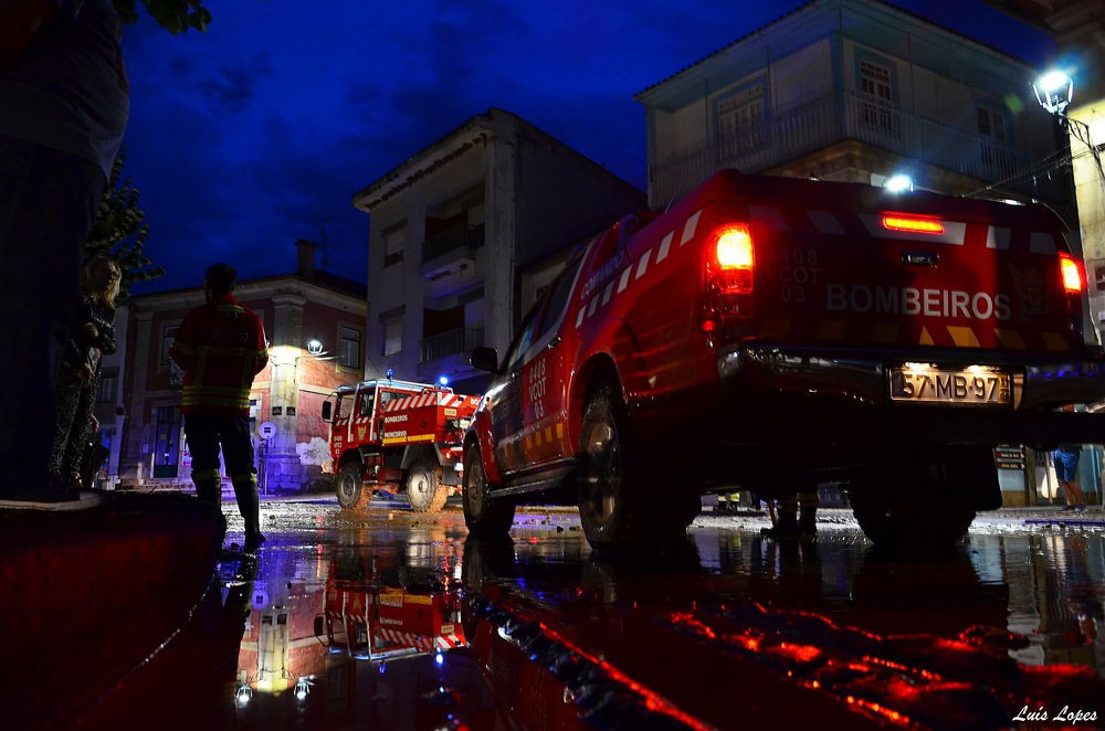 Chuva intensa provoca inundações e deslizamento de terras em Moncorvo