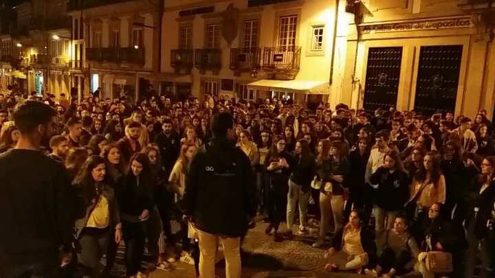 Alunos da UTAD protestam contra cancelamento de festa