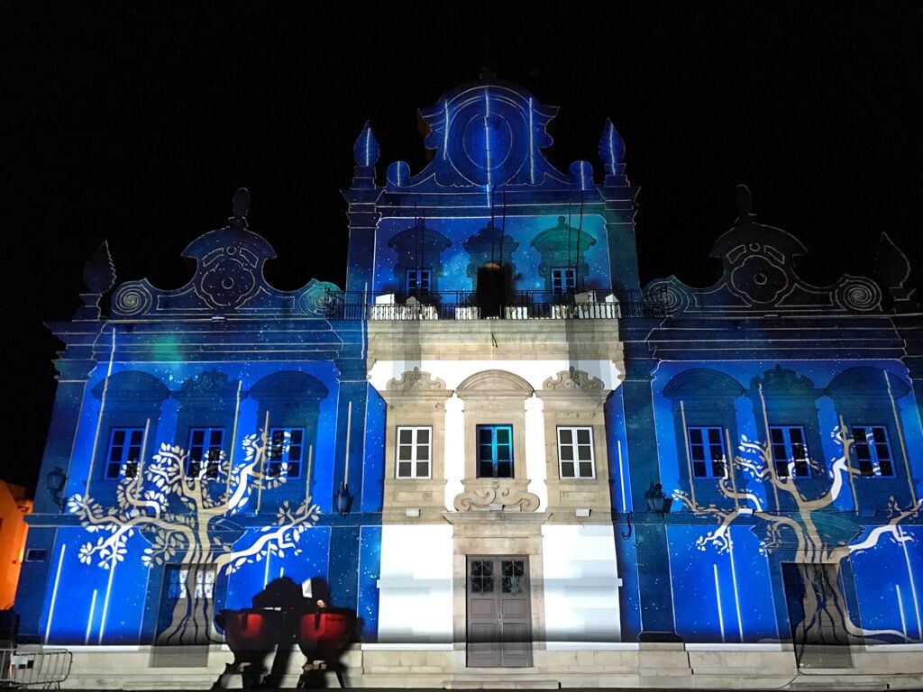 Espetáculo multimédia ilumina Mirandela