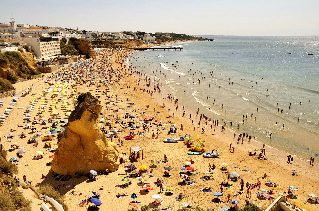 “Melhor semana de praia do país” promete a AAUTAD 
