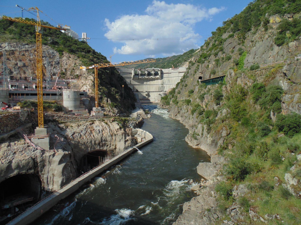 Ambientalistas pedem investigação criminal às novas barragens