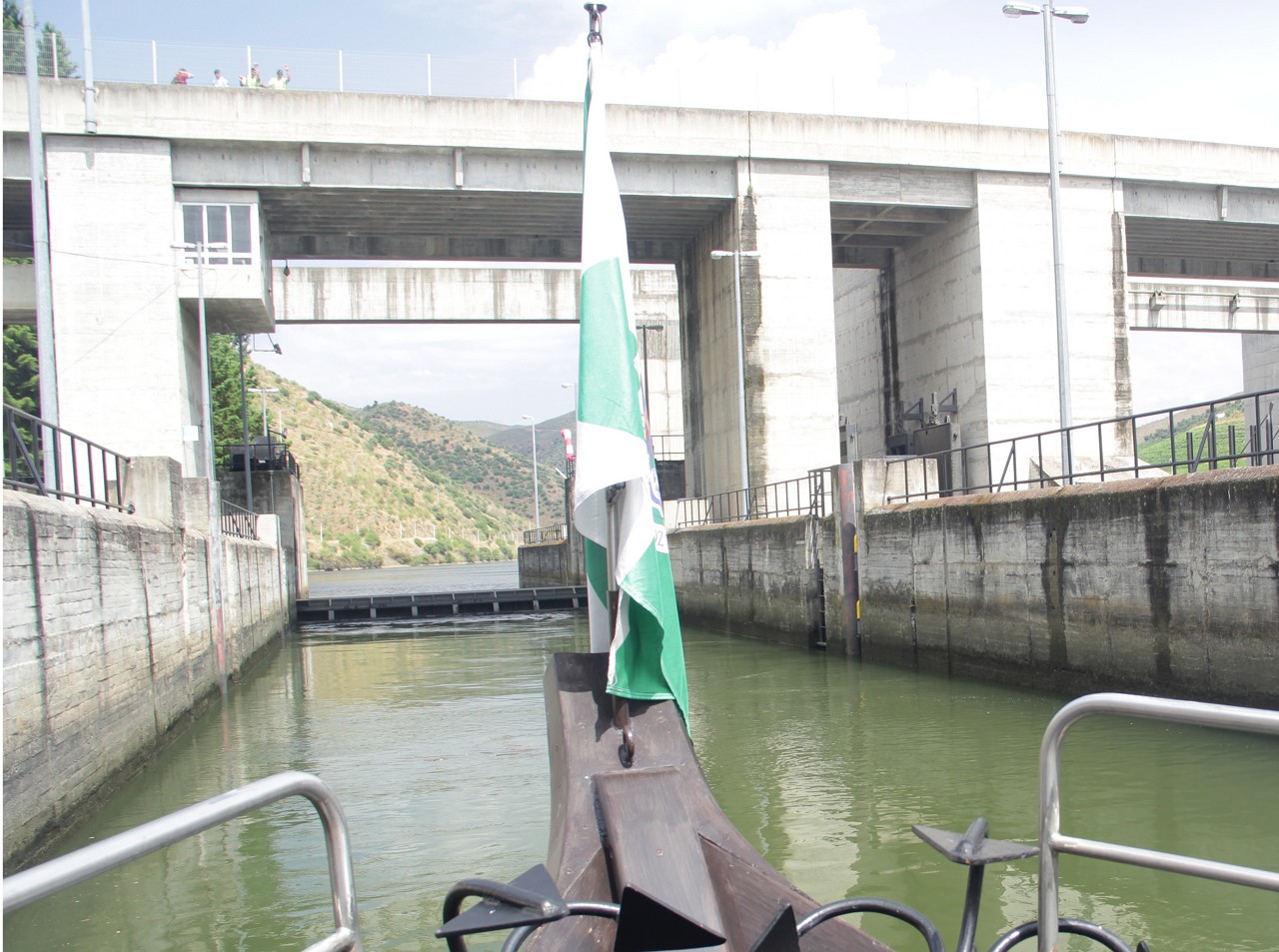 Projeto de 59 ME para modernizar eclusas do rio Douro