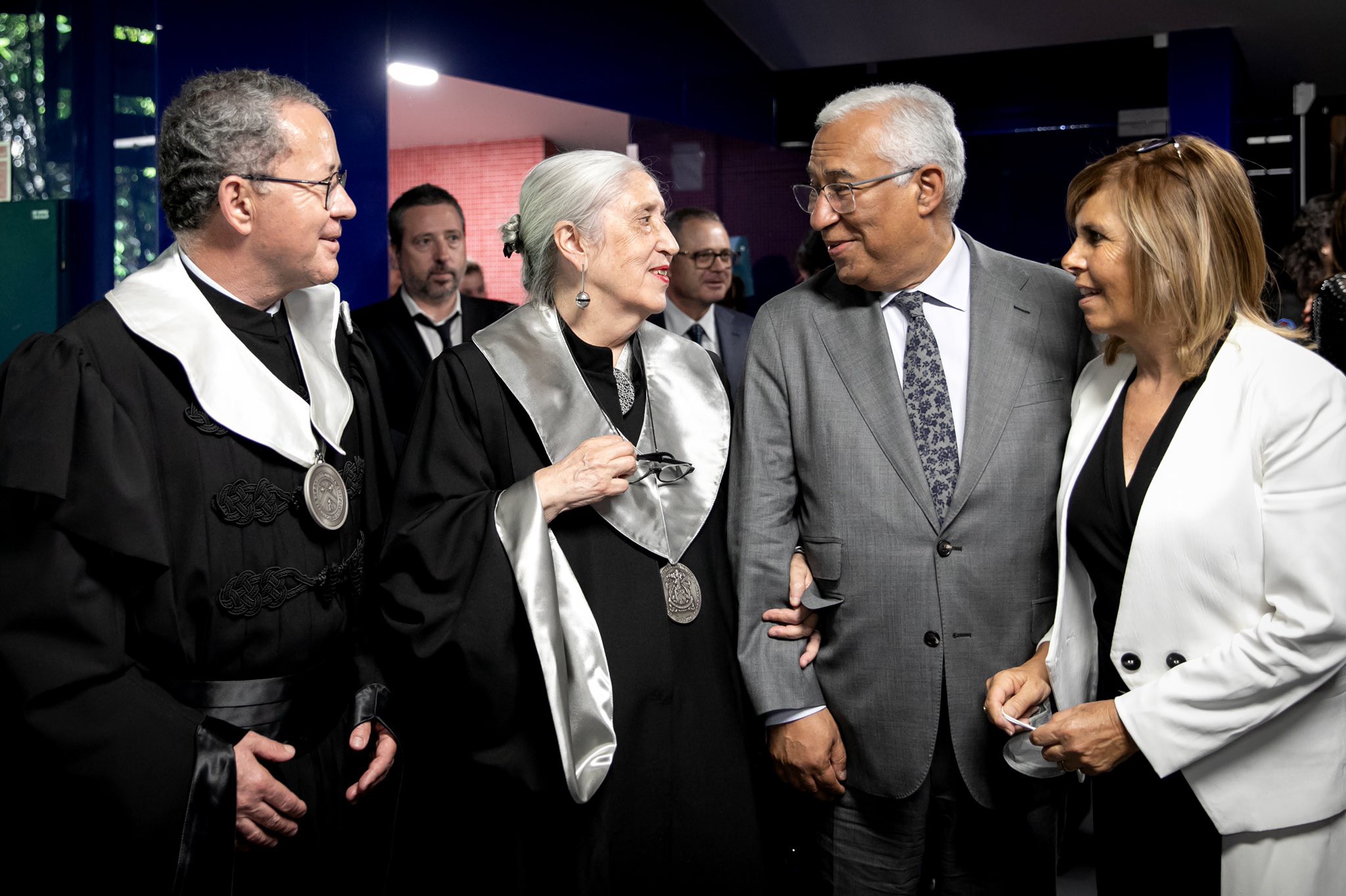 Pintora Graça Morais feliz com ‘honoris causa’ da universidade da sua região