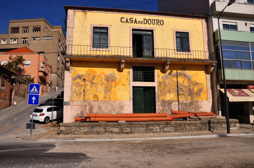 Casa do Douro começou a pagar salários em atraso