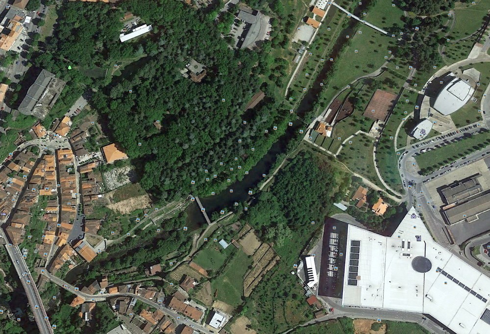 Parque Corgo com internet sem fios gratuita