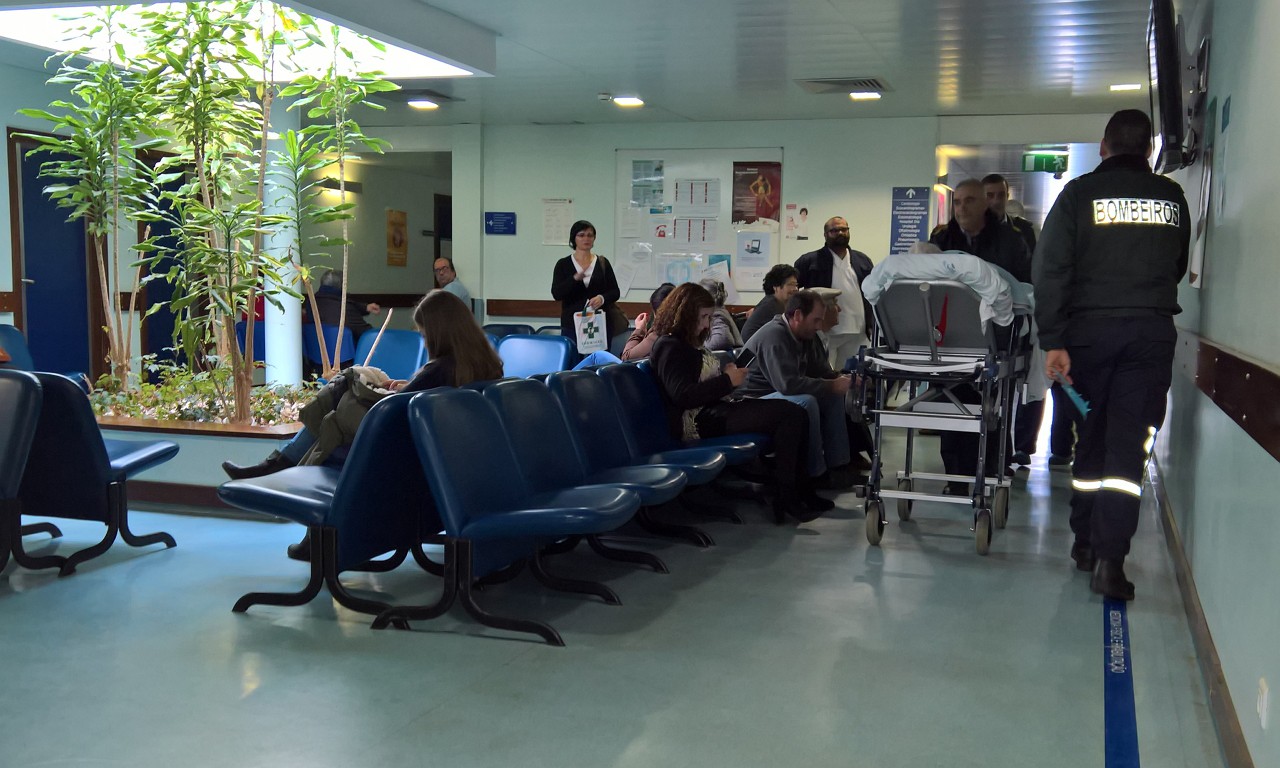 Utentes relatam abandono na urgência do Hospital de Bragança