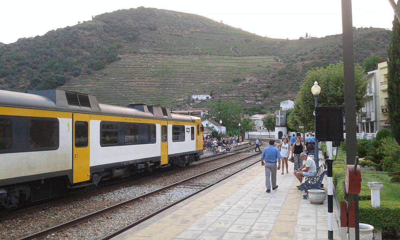 Comboio impedido de sair do Pinhão durante uma hora