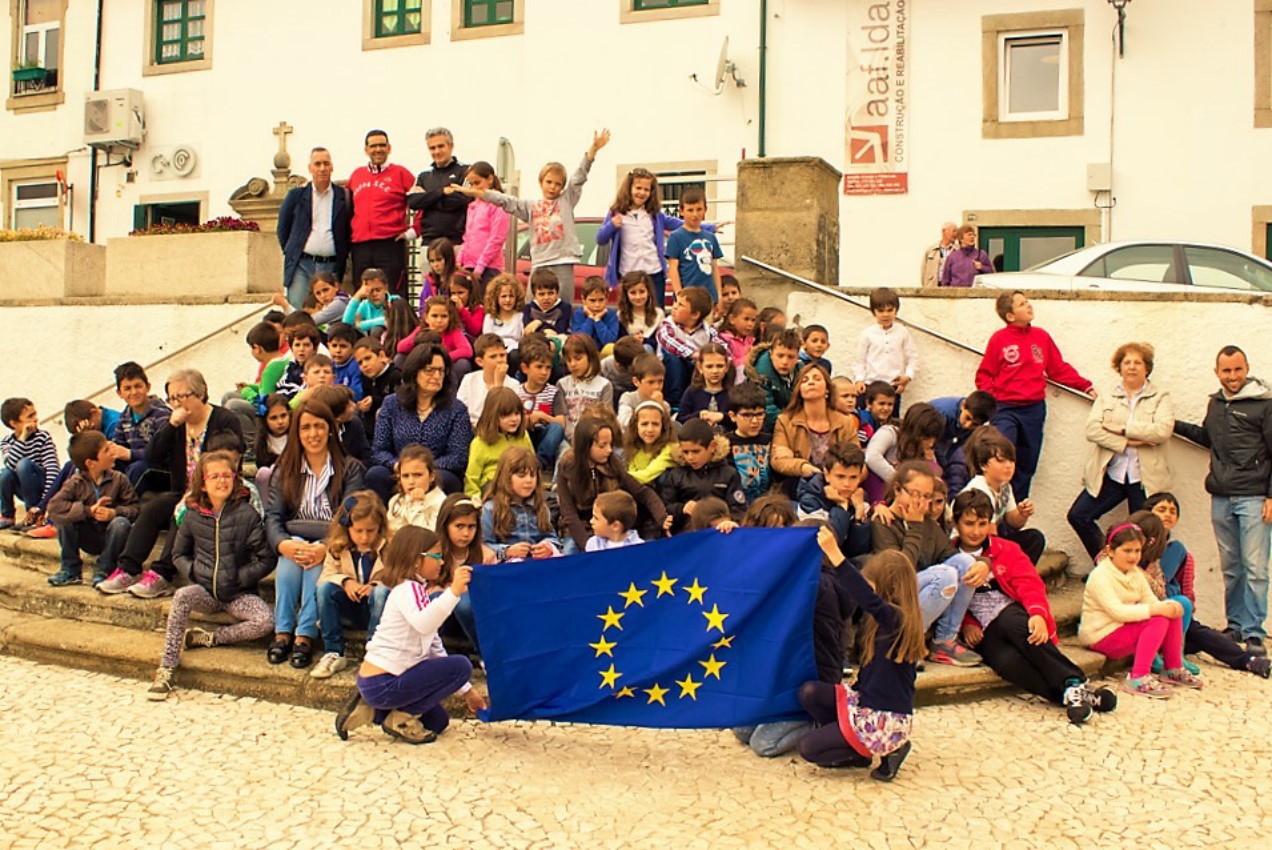 Mogadouro e Miranda apuradas para a final