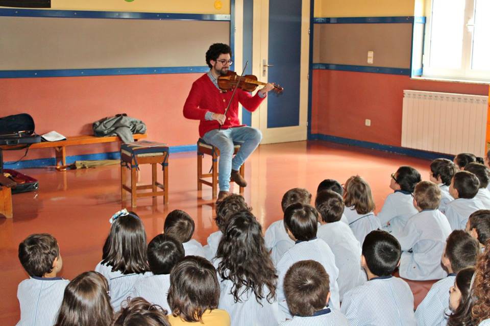 Museu leva música clássica às crianças das aldeias