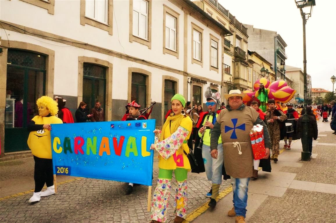 Carnaval imune ao mau tempo