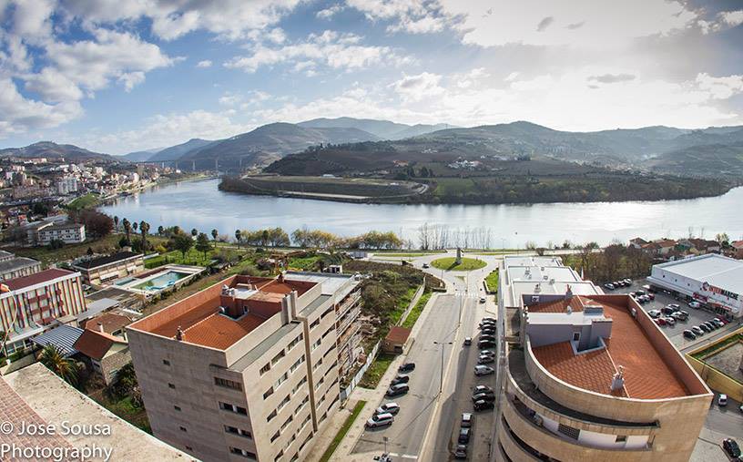 34 estações de monitorização da bacia hidrográfica do Douro