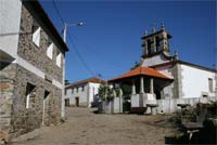 Pequena aldeia vive ligada à história da Senhora da Hera e dos Casarelhos