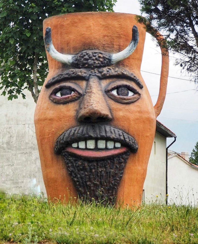 Cerâmica, a essência da aldeia de Pinela