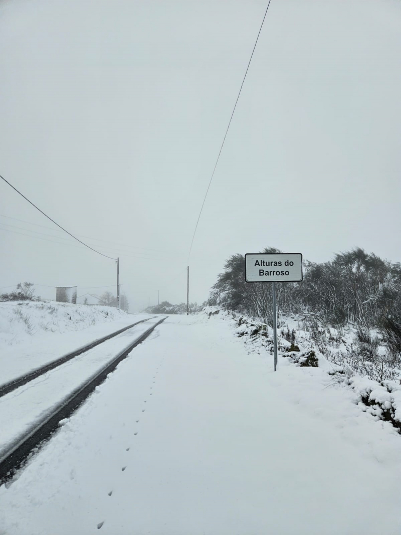 Neve altera rotinas de quem vive e trabalha em aldeias de Montalegre