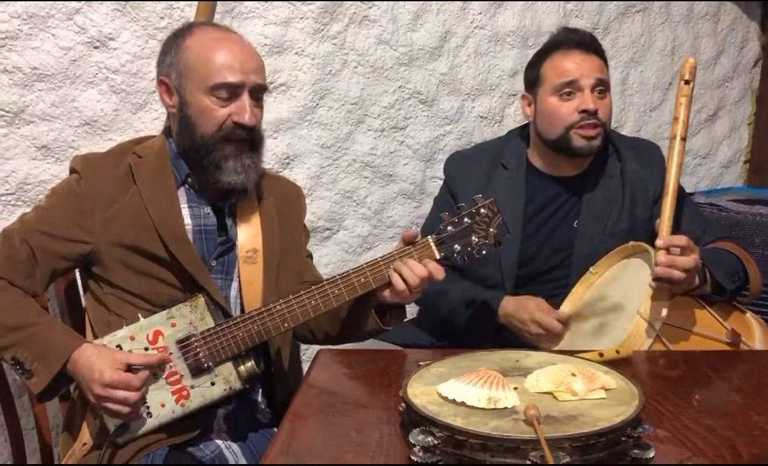 Instrumentista de Miranda do Douro transforma velhas latas em guitarras elétricas
