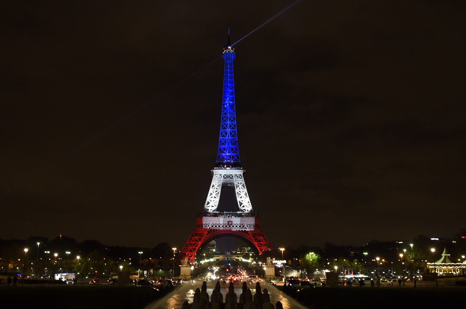 Transmontanos em Paris denunciam o medo, mas falam em esperança